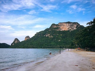 หาดนางกำ